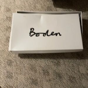 Biden calf boots size 38.